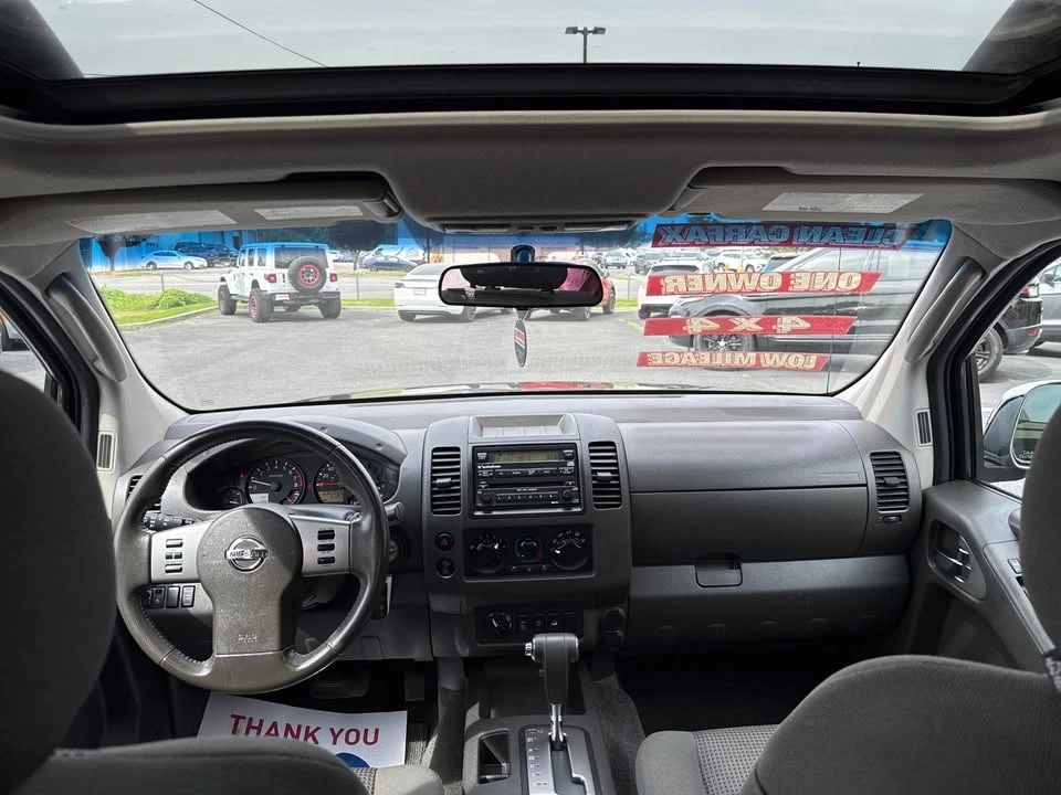 2005 Nissan Frontier 2nd Gen - Image 12 of 18