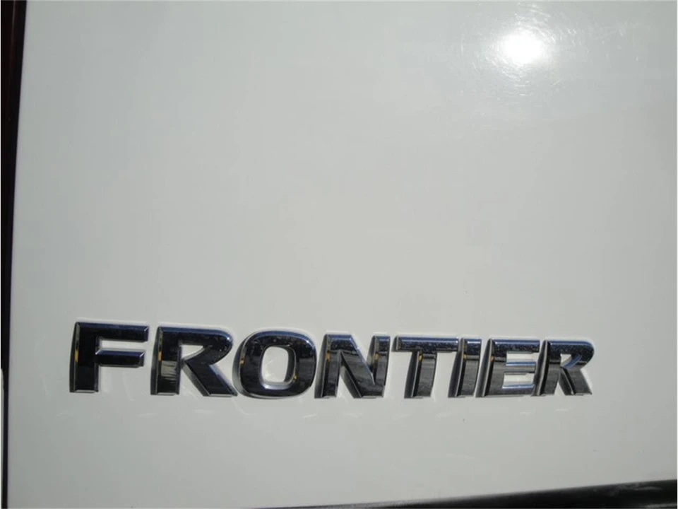 2005 Nissan Frontier 2nd Gen - Image 6 of 28
