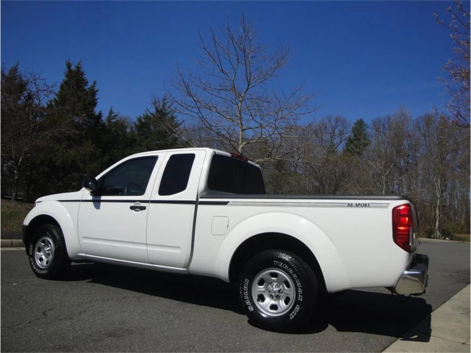 2005 Nissan Frontier 2nd Gen - Image 14 of 28