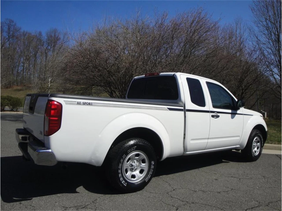 2005 Nissan Frontier 2nd Gen - Image 13 of 28