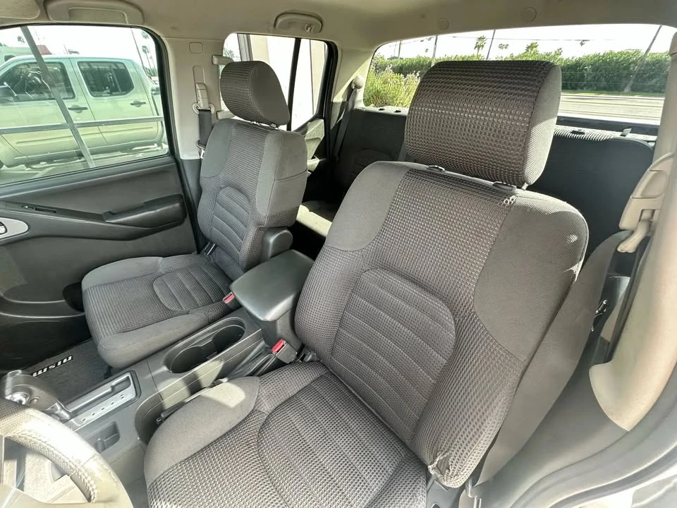 2005 Nissan Frontier 2nd Gen - Image 19 of 20