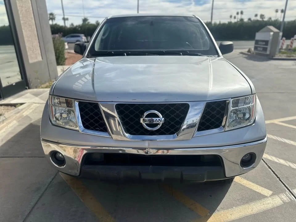 2005 Nissan Frontier 2nd Gen - Image 2 of 20