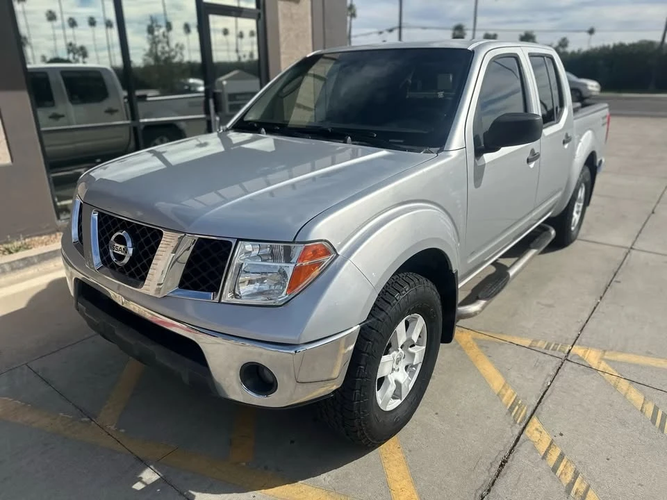 2005 Nissan Frontier 2nd Gen - Image 3 of 20