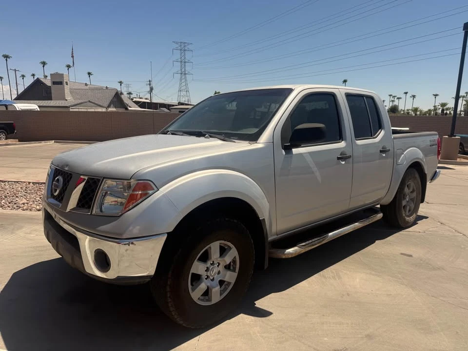 2005 Nissan Frontier 2nd Gen - Image 2 of 14