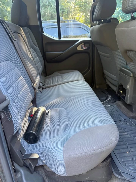 2005 Nissan Frontier 2nd Gen - Image 6 of 13