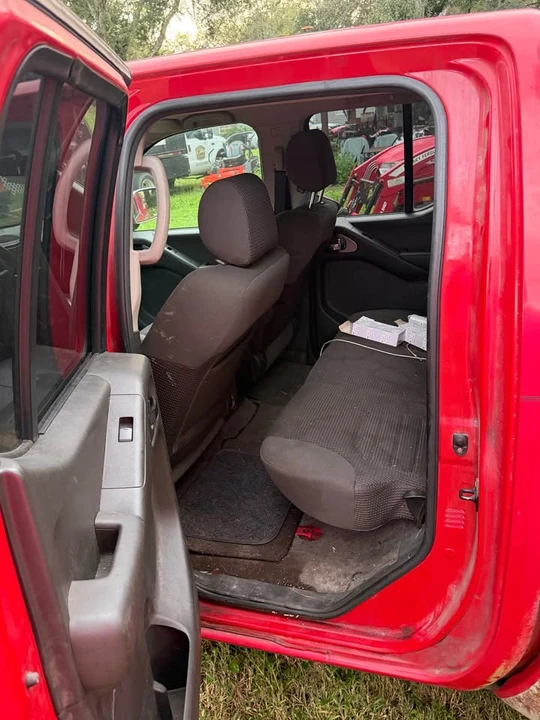 2005 Nissan Frontier 2nd Gen - Image 5 of 5