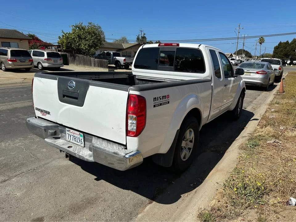 2005 Nissan Frontier 2nd Gen - Image 4 of 17