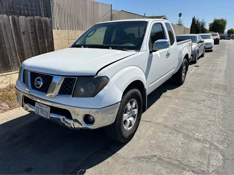 2005 Nissan Frontier 2nd Gen - Image 8 of 17