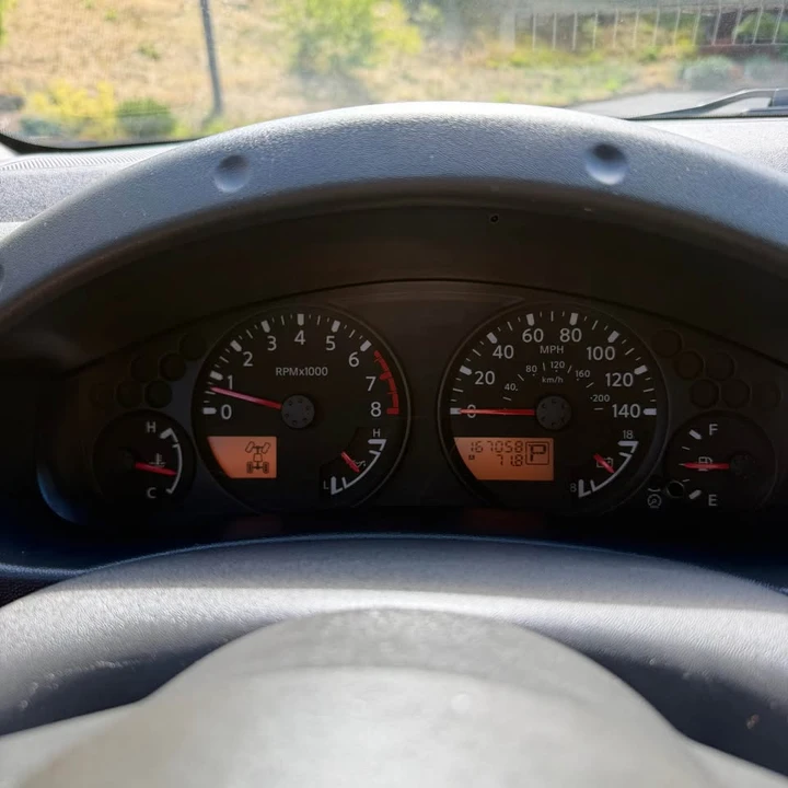 2005 Nissan Frontier 2nd Gen - Image 18 of 19