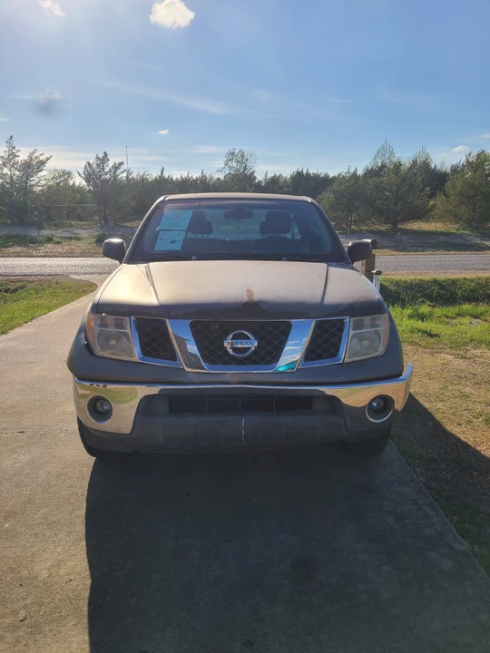 2005 Nissan Frontier 2nd Gen - Image 3 of 12
