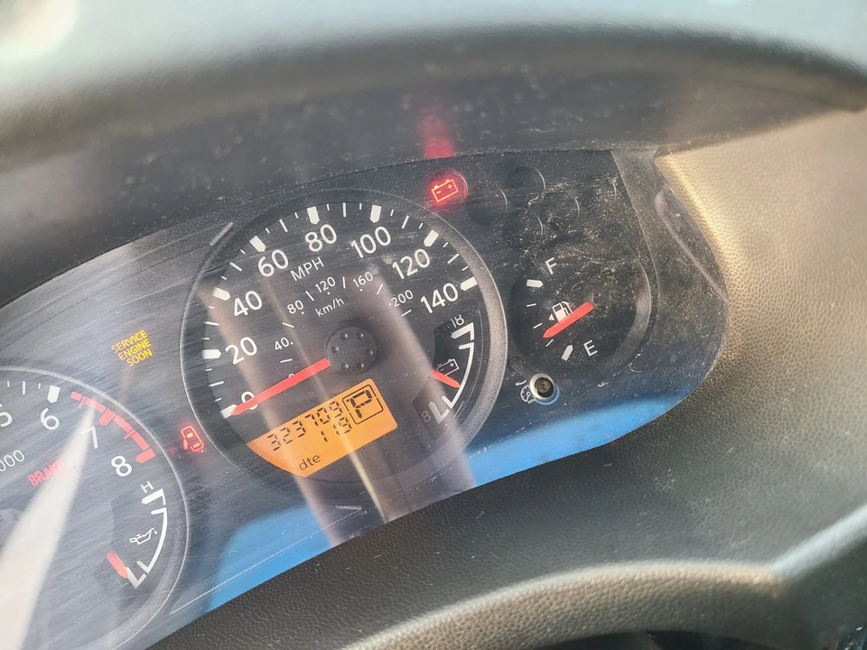 2005 Nissan Frontier 2nd Gen - Image 7 of 12