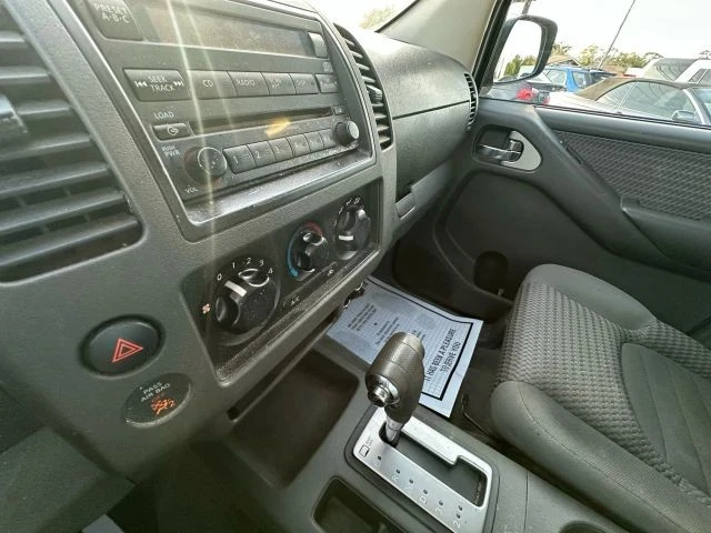 2005 Nissan Frontier 2nd Gen - Image 17 of 18