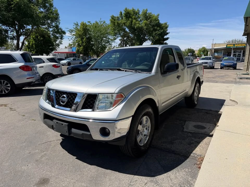 2005 Nissan Frontier 2nd Gen - Image 4 of 12