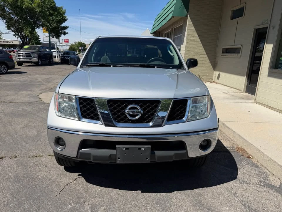 2005 Nissan Frontier 2nd Gen - Image 3 of 12