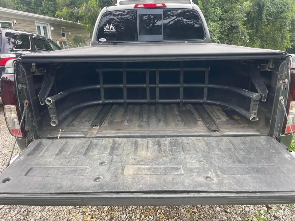 2005 Nissan Frontier 2nd Gen - Image 5 of 5