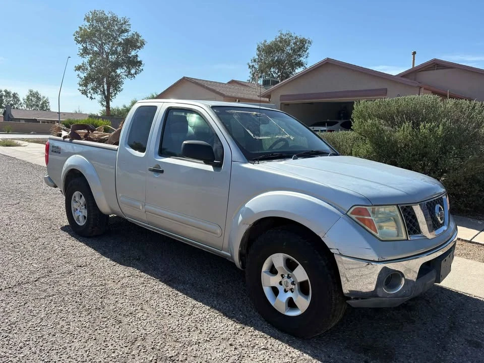 2005 Nissan Frontier 2nd Gen - Image 3 of 19