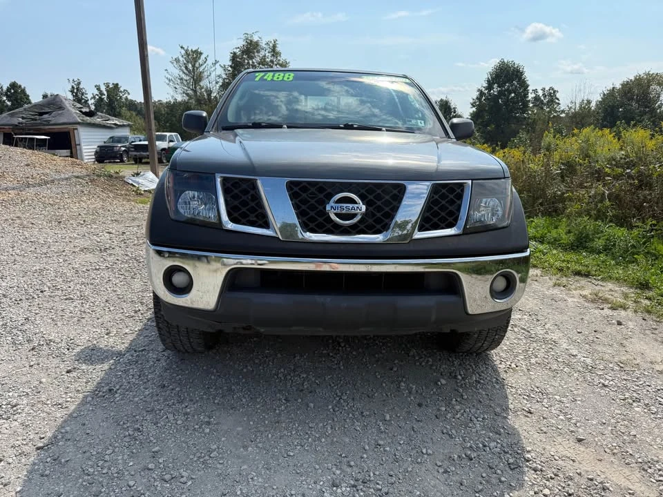 2005 Nissan Frontier 2nd Gen - Image 3 of 12