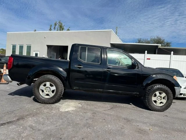 2005 Nissan Frontier 2nd Gen - Image 5 of 12