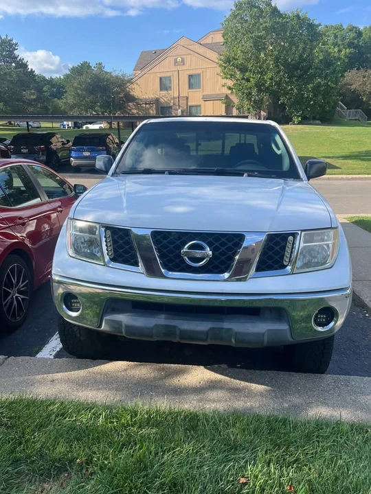 2005 Nissan Frontier 2nd Gen - Image 10 of 10