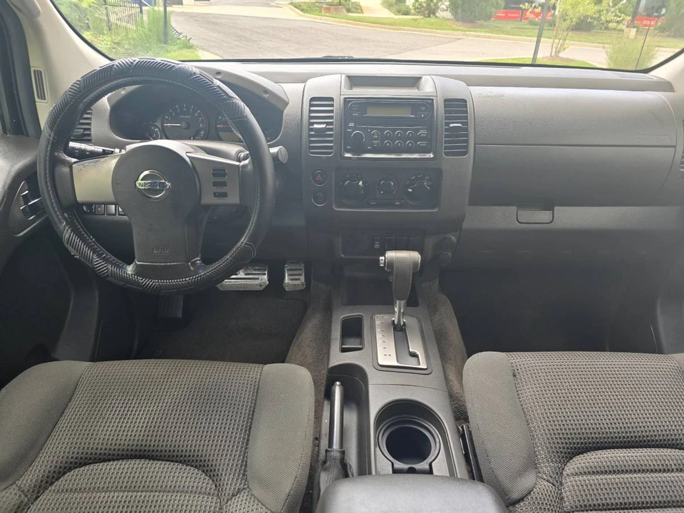 2005 Nissan Frontier 2nd Gen - Image 19 of 21