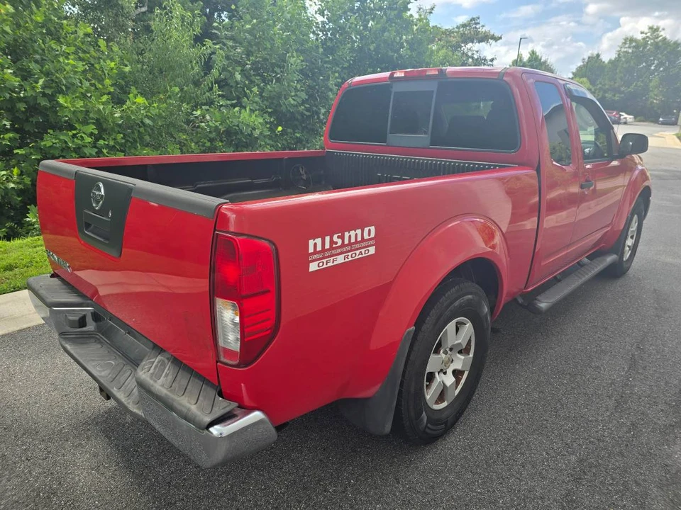 2005 Nissan Frontier 2nd Gen - Image 4 of 21