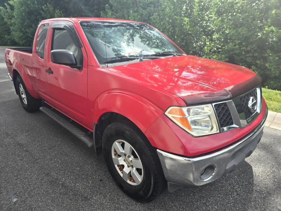 2005 Nissan Frontier 2nd Gen - Image 3 of 21