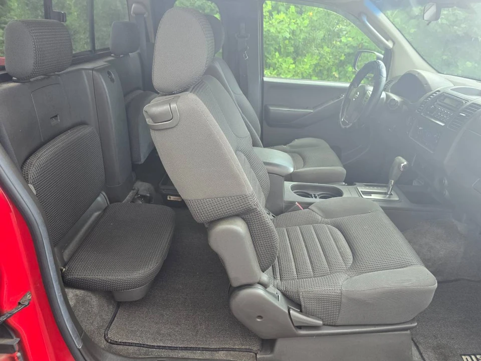 2005 Nissan Frontier 2nd Gen - Image 12 of 21