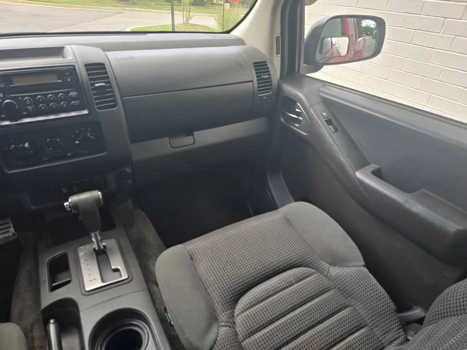 2005 Nissan Frontier 2nd Gen - Image 18 of 21