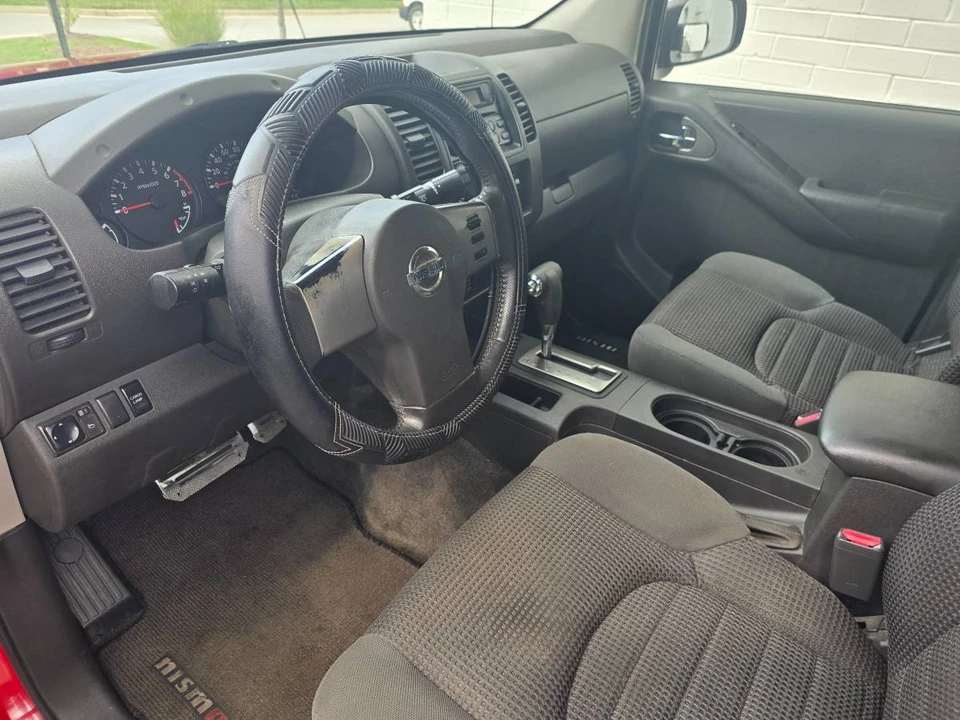 2005 Nissan Frontier 2nd Gen - Image 10 of 21