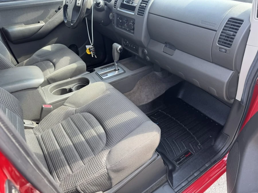 2005 Nissan Frontier 2nd Gen - Image 6 of 9