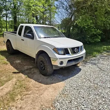 2005 Nissan Frontier Nismo Pickup 4D 5 ft