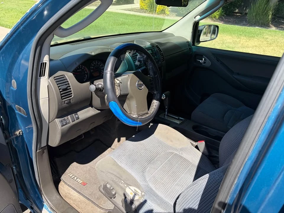 2005 Nissan Frontier 2nd Gen - Image 6 of 6