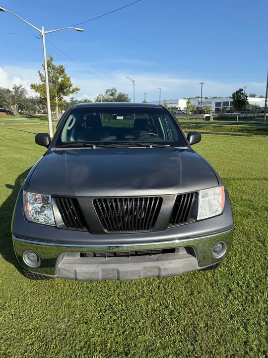 2005 Nissan Frontier 2nd Gen - Image 9 of 18