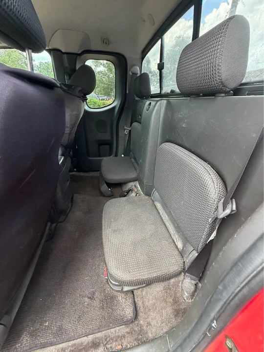 2005 Nissan Frontier 2nd Gen - Image 7 of 10