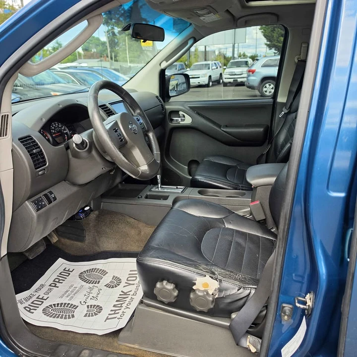 2005 Nissan Frontier 2nd Gen - Image 10 of 18