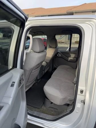 2005 Nissan Frontier 2nd Gen - Image 3 of 11