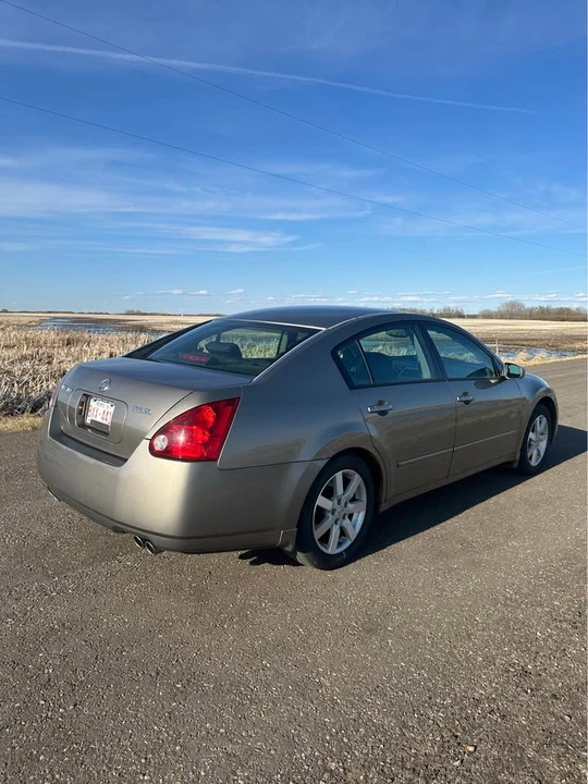 2005 Nissan Maxima 6th Gen - Image 4 of 10