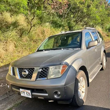 2005 Nissan Pathfinder LE