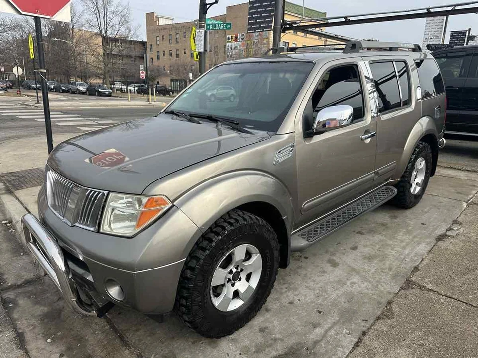 2005 Nissan Pathfinder 3rd Gen - Image 2 of 18