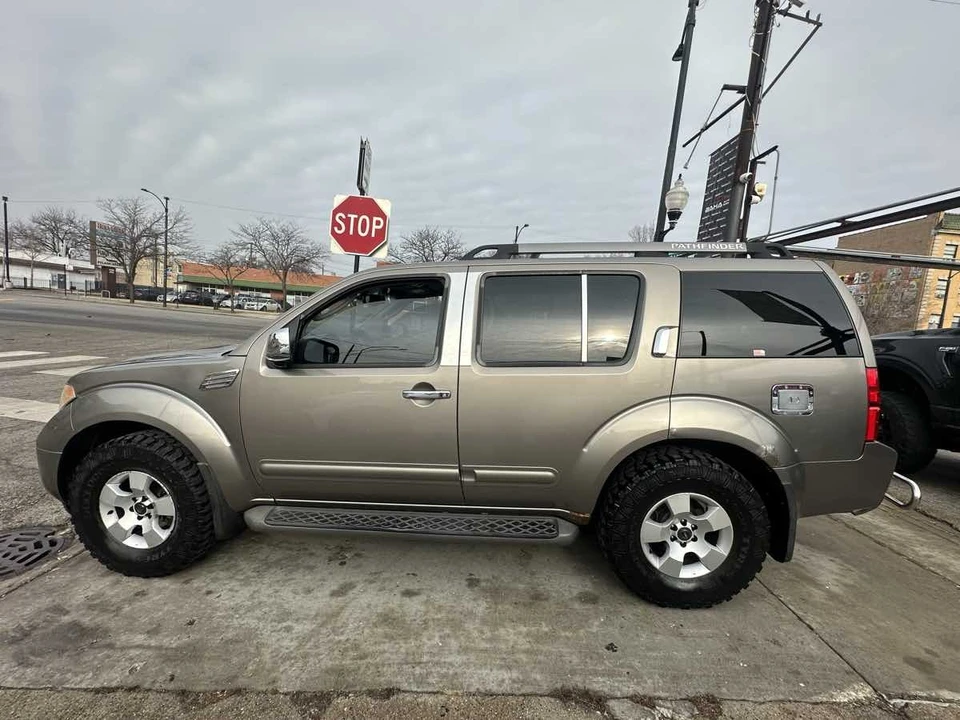 2005 Nissan Pathfinder 3rd Gen - Image 3 of 18