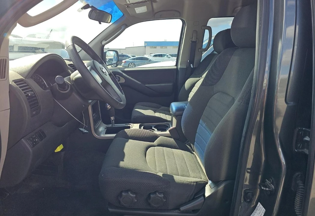 2005 Nissan Pathfinder 3rd Gen - Image 10 of 12