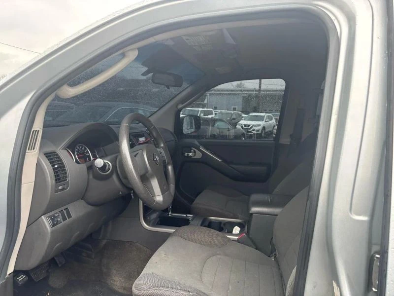 2005 Nissan Pathfinder 3rd Gen - Image 5 of 11