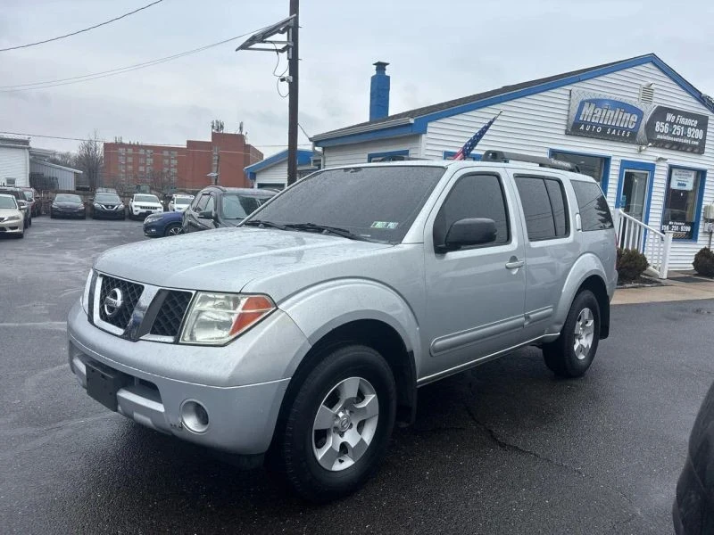 2005 Nissan Pathfinder 3rd Gen - Image 2 of 11