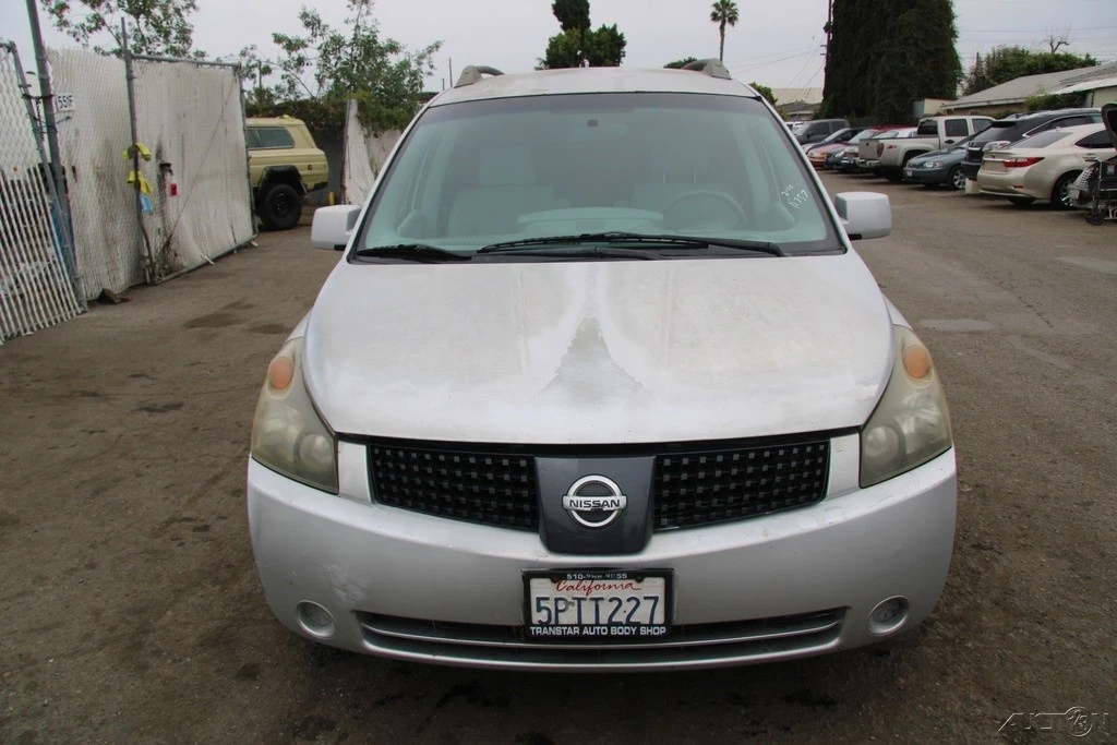 2005 Nissan Quest - Image 9 of 21