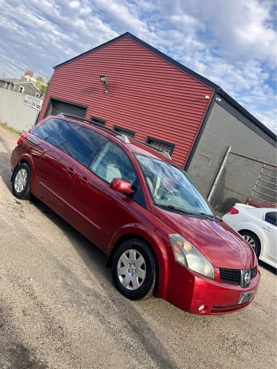 2005 Nissan Quest - Image 2 of 11