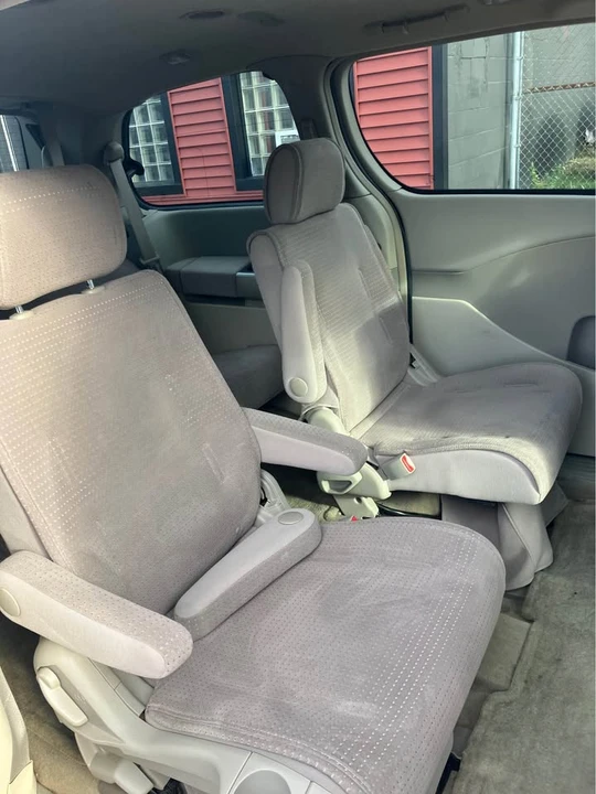 2005 Nissan Quest - Image 9 of 11