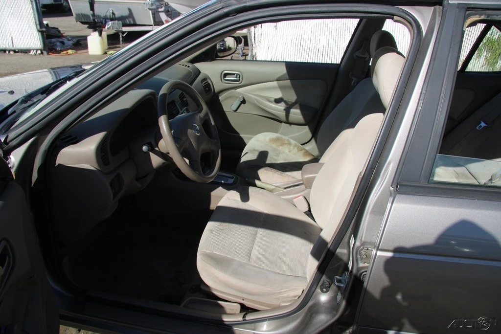 2005 Nissan Sentra 5th Gen - Image 12 of 21