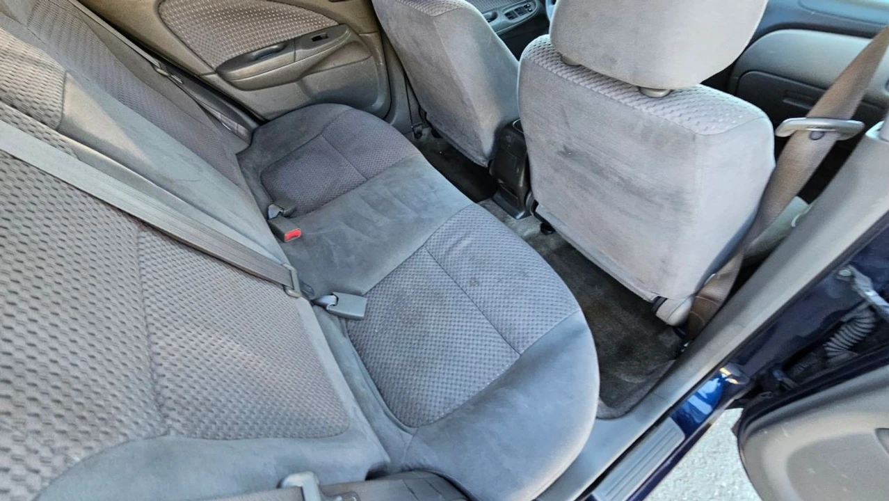 2005 Nissan Sentra 5th Gen - Image 17 of 21