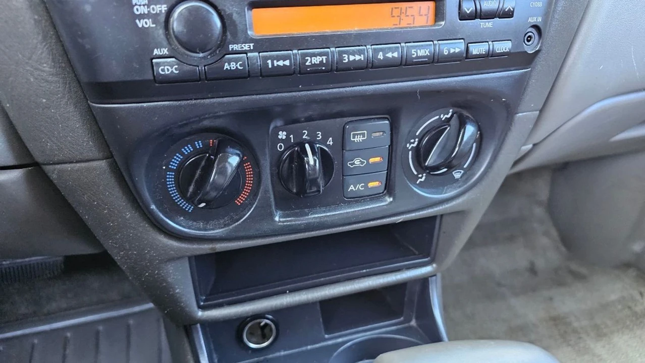 2005 Nissan Sentra 5th Gen - Image 21 of 21