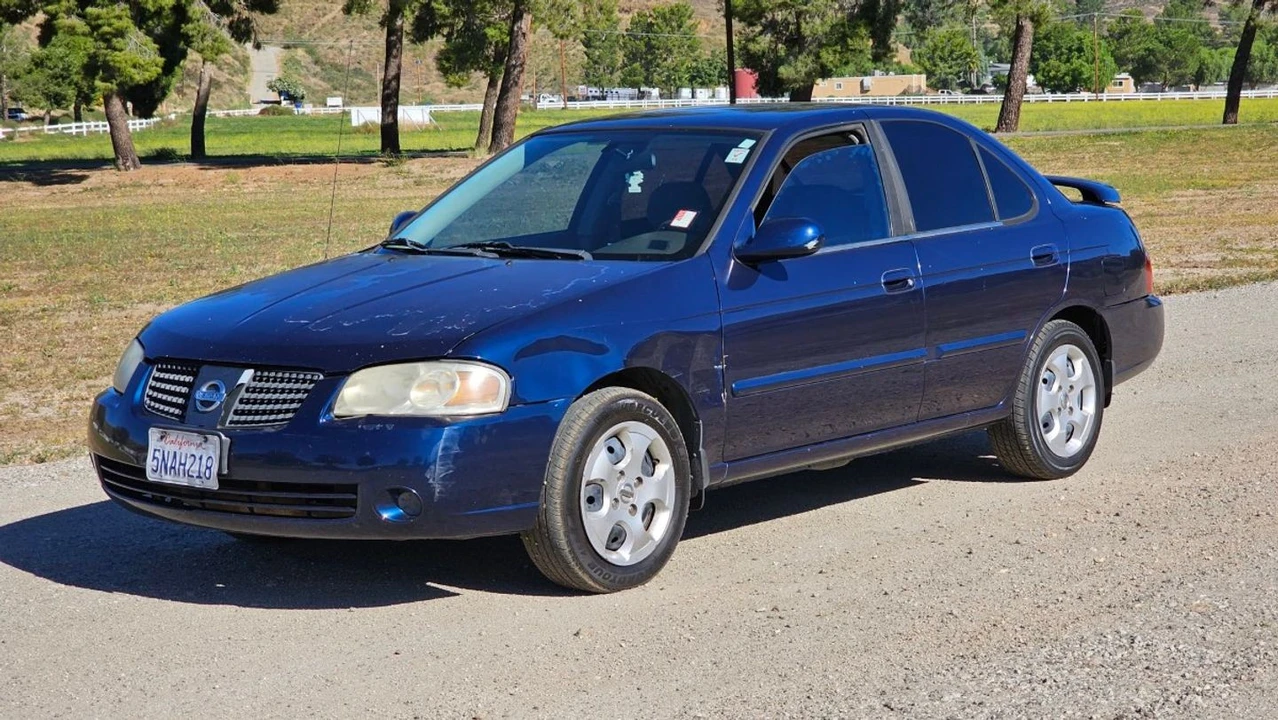 2005 Nissan Sentra 5th Gen - Image 2 of 12